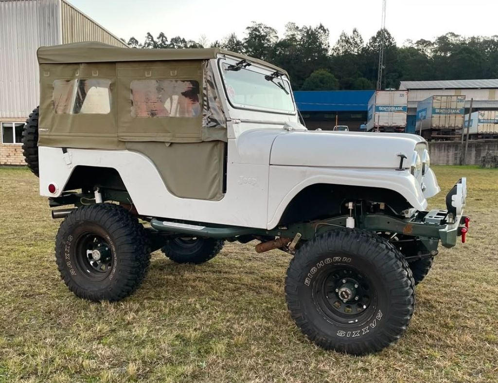 JEEP WILLYS 1967, SUPER EQUIPADO, MUITO BEM FEITO