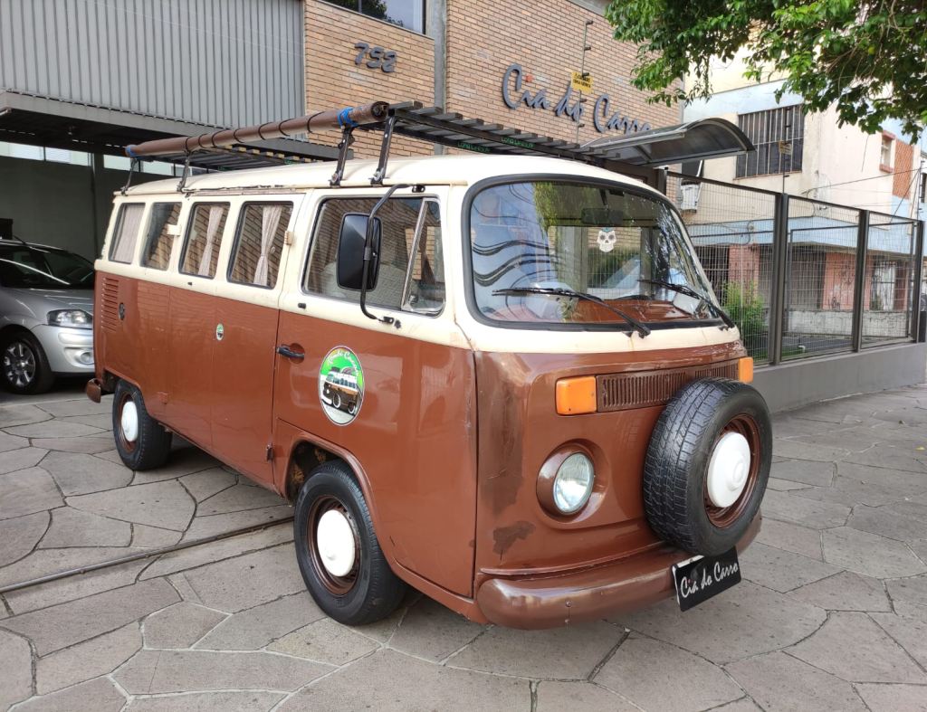 KOMBI 1983, TRANFORMADA PARA CAMPING