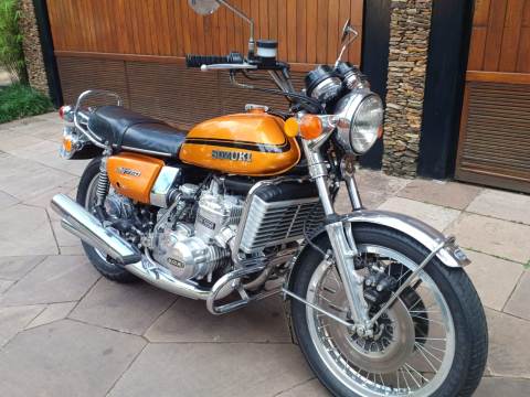 SUZUKI GT 750, 1976 COM 40.000 KM
