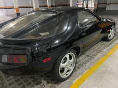 PORSCHE 928 1981, MOTOR V8 COM CÂMBIO AUTOMÁTICO, COM 122.000 MILHAS, PLACAS PRETAS imagem 6 PORSCHE 928 1981, MOTOR V8 COM CÂMBIO AUTOMÁTICO, COM 122.000 MILHAS, PLACAS PRETAS imagem 6
