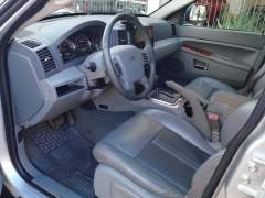 JEEP GRAND CHEROKEE LIMITED 2005, MOTOR 4.7 V8, COM 165.000 KM ORIGINAIS imagem 9 JEEP GRAND CHEROKEE LIMITED 2005, MOTOR 4.7 V8, COM 165.000 KM ORIGINAIS imagem 9