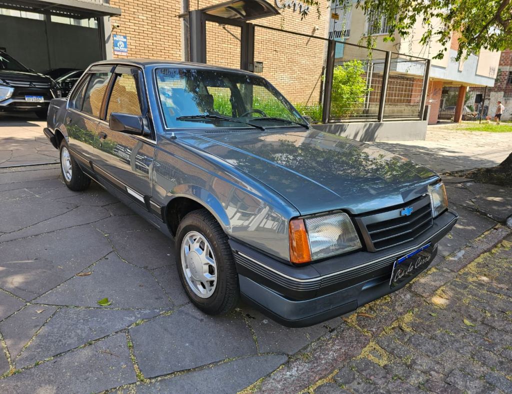 MONZA SL/E 1989, COM APENAS 121.000 KM, ÚNICO DONO, EM EXCELENTE ESTADO
