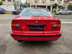 BMW 318i 1993, COM APENAS 43.000 MILHAS, CÂMBIO MANUAL, IMPECÁVEL ESTADO imagem 6