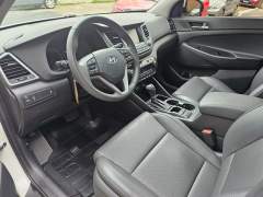 HYUNDAI TUCSON GLS 2021, COM TETO SOLAR, EM EXCELENTE ESTADO, APENAS 50.000 KM imagem 9 HYUNDAI TUCSON GLS 2021, COM TETO SOLAR, EM EXCELENTE ESTADO, APENAS 50.000 KM imagem 9