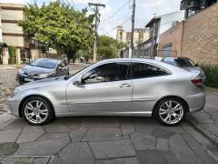 MERCEDES BENZ CLC 200 K 1.8 KOMPRESSOR 2 PORTAS AUTOMÁTICA ANO 2010 COM APENAS 110.900 Km IMPECÁVEL imagem 4 MERCEDES BENZ CLC 200 K 1.8 KOMPRESSOR 2 PORTAS AUTOMÁTICA ANO 2010 COM APENAS 110.900 Km IMPECÁVEL imagem 4
