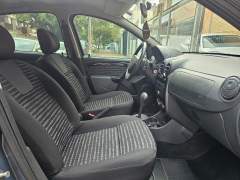 SANDERO PRIVILEGE AUTOMÁTICO 2014, COM APENAS 61.000 KM, ÚNICA DONA imagem 11 SANDERO PRIVILEGE AUTOMÁTICO 2014, COM APENAS 61.000 KM, ÚNICA DONA imagem 11