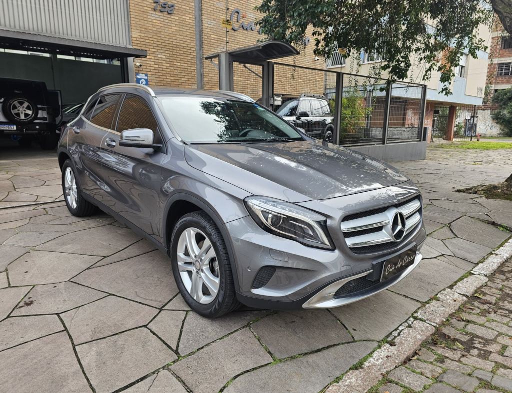 GLA 200 ADVANCE 1.6 2017, COM APENAS 78.000 KM