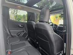 JEEP RENEGADE WILLYS 2026, 4X4 FLEX, COM APENAS 8.000 KM, TETO SOLAR, NA GARANTIA DE FÁBRICA imagem 12 JEEP RENEGADE WILLYS 2026, 4X4 FLEX, COM APENAS 8.000 KM, TETO SOLAR, NA GARANTIA DE FÁBRICA imagem 12