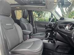 JEEP RENEGADE WILLYS 2026, 4X4 FLEX, COM APENAS 8.000 KM, TETO SOLAR, NA GARANTIA DE FÁBRICA imagem 13 JEEP RENEGADE WILLYS 2026, 4X4 FLEX, COM APENAS 8.000 KM, TETO SOLAR, NA GARANTIA DE FÁBRICA imagem 13