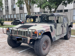 HUMMER M998 1989, VERSÃO ORIGINAL DO LENDÁRIO JIPE MILITAR HUMVEE imagem 3 HUMMER M998 1989, VERSÃO ORIGINAL DO LENDÁRIO JIPE MILITAR HUMVEE imagem 3
