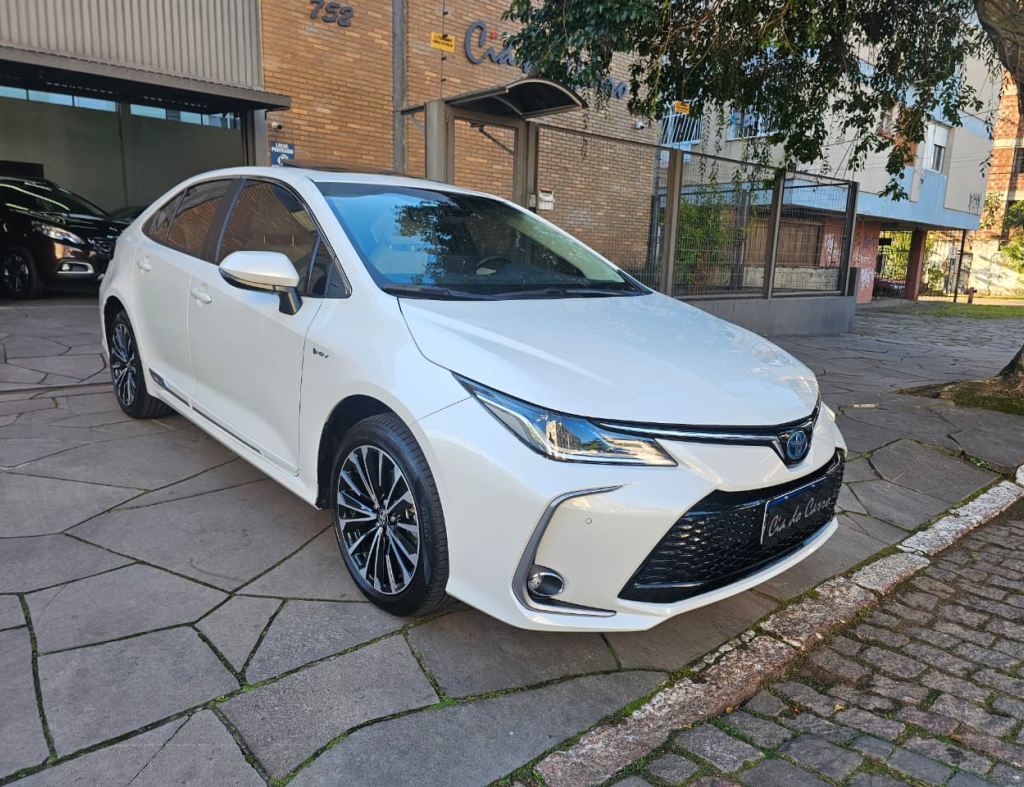COROLLA ALTIS PREMIUM HYBRID 2025, COM APENAS 18.000KM, TODAS REVISÕES EM CONCESSIONÁRIA, ÚNICO DONO