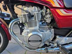 HONDA CB 400 II 1982, COM APENAS 8.717 KM, EM IMPECÁVEL ESTADO imagem 7 HONDA CB 400 II 1982, COM APENAS 8.717 KM, EM IMPECÁVEL ESTADO imagem 7