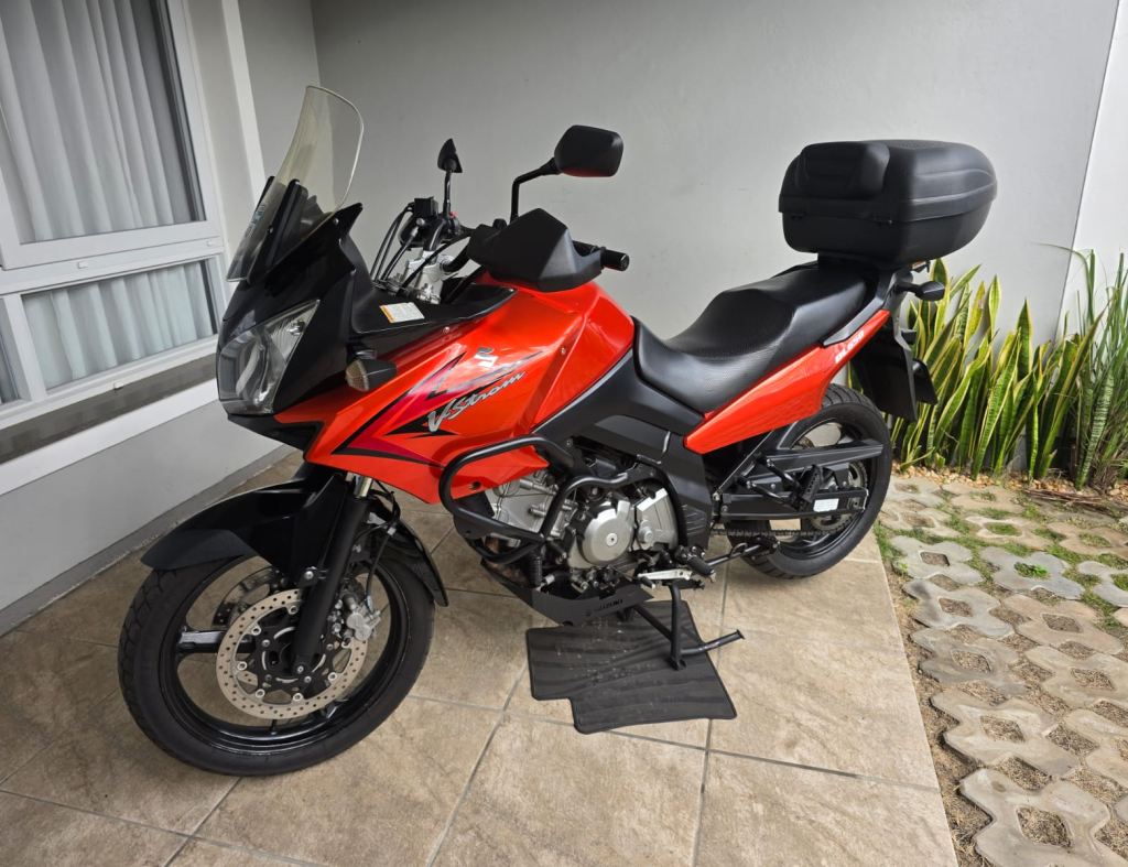 SUZUKI V STROM DL650 2013, COM APENAS 40.500 KM