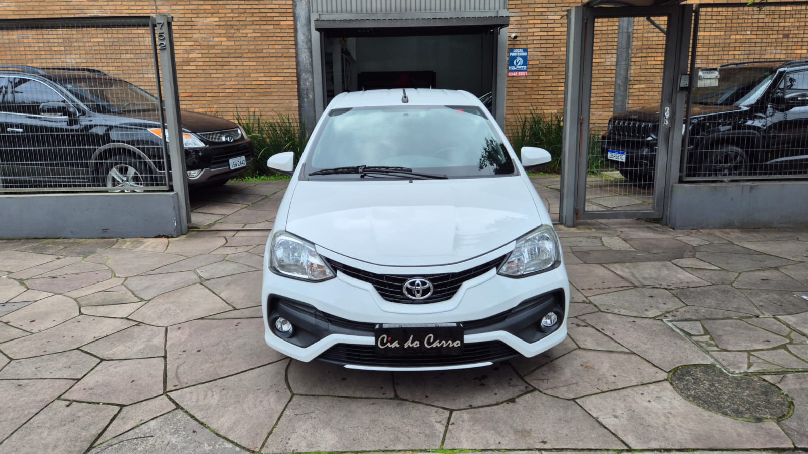 Toyota Etios 13 X Manual Flex Unico Dono Todo Revisado - foto 2