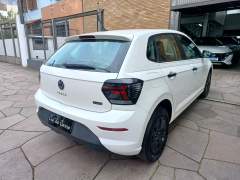 VOLKSWAGEN POLO TRACK 1.0 FLEX MANUAL imagem 7 VOLKSWAGEN POLO TRACK 1.0 FLEX MANUAL imagem 7