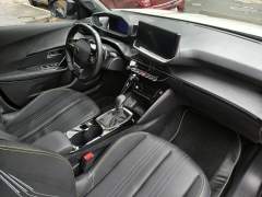 PEUGEOT 2008 GT T200 1.0 TURBO VERSÃO TOPO DE LINHA ÚNICO DONO NA GARANTIA DE FÁBRICA ANO 2025 COM APENAS 15.920 Km imagem 9 PEUGEOT 2008 GT T200 1.0 TURBO VERSÃO TOPO DE LINHA ÚNICO DONO NA GARANTIA DE FÁBRICA ANO 2025 COM APENAS 15.920 Km imagem 9