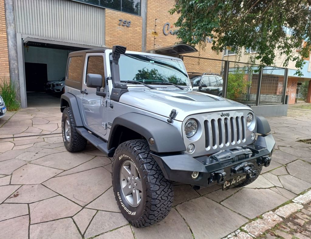JEEP WRANGLER SPORT 3.6 V6 PENTASTAR COMPLETO DE FÁBRICA E TOTALMENTE EQUIPADO