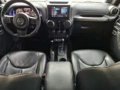JEEP WRANGLER SPORT 3.6 V6 PENTASTAR COMPLETO DE FÁBRICA E TOTALMENTE EQUIPADO imagem 14 JEEP WRANGLER SPORT 3.6 V6 PENTASTAR COMPLETO DE FÁBRICA E TOTALMENTE EQUIPADO imagem 14