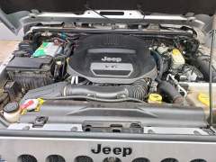 JEEP WRANGLER SPORT 3.6 V6 PENTASTAR COMPLETO DE FÁBRICA E TOTALMENTE EQUIPADO imagem 25 JEEP WRANGLER SPORT 3.6 V6 PENTASTAR COMPLETO DE FÁBRICA E TOTALMENTE EQUIPADO imagem 25