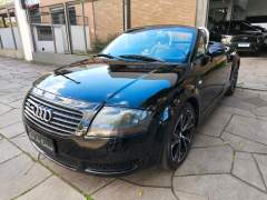 AUDI TT ROADSTER QUATTRO 2000, CÂMBIO MANUAL, 225 CV, TRAÇÃO INTEGRAL, RARÍSSIMO imagem 4 AUDI TT ROADSTER QUATTRO 2000, CÂMBIO MANUAL, 225 CV, TRAÇÃO INTEGRAL, RARÍSSIMO imagem 4