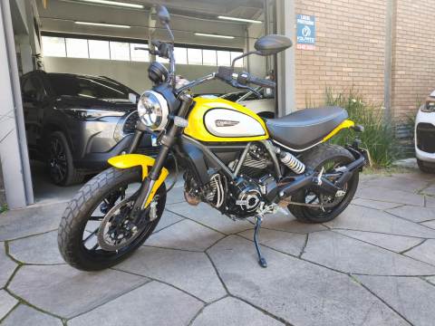 DUCATI SCRAMBLER 800CC 2021, COM APENAS 4.400 KM