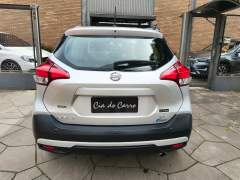 NISSAN KICKS SV 2018, COM APENAS 45.000 KM, REVISÕES EM CONCESSIONÁRIA, EXCELENTE ESTADO DE CONSERVAÇÃO imagem 6