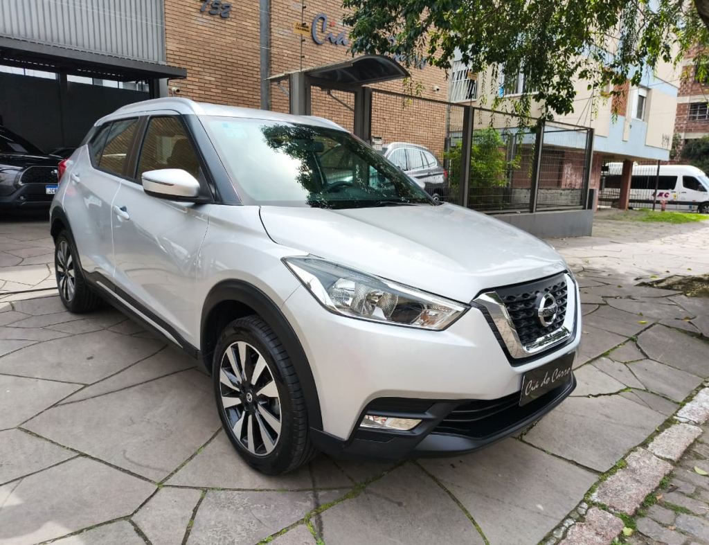 NISSAN KICKS SV 2018, COM APENAS 45.000 KM, REVISÕES EM CONCESSIONÁRIA, EXCELENTE ESTADO DE CONSERVAÇÃO