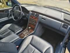 MERCEDES BENZ E 420 4.2 ELEGANCE V8 AUTOMÁTICA ANO 1997 COM APENAS 45.240 Km VEÍCULO DE COLEÇÃO IMPECÁVEL imagem 9 MERCEDES BENZ E 420 4.2 ELEGANCE V8 AUTOMÁTICA ANO 1997 COM APENAS 45.240 Km VEÍCULO DE COLEÇÃO IMPECÁVEL imagem 9
