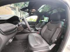 COMMANDER BLACKHAWK 2.0 TURBO, 2026, 7 LUGARES, 4X4, TOP DE LINHA, COM APENAS 6.000 KM imagem 7 COMMANDER BLACKHAWK 2.0 TURBO, 2026, 7 LUGARES, 4X4, TOP DE LINHA, COM APENAS 6.000 KM imagem 7