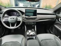COMMANDER BLACKHAWK 2.0 TURBO, 2026, 7 LUGARES, 4X4, TOP DE LINHA, COM APENAS 6.000 KM imagem 8 COMMANDER BLACKHAWK 2.0 TURBO, 2026, 7 LUGARES, 4X4, TOP DE LINHA, COM APENAS 6.000 KM imagem 8