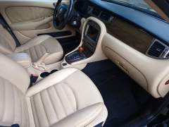 JAGUAR X-TYPE SE 3.0 V6 AUTOMÁTICO ANO 2009 COM APENAS 40.600 KM VEÍCULO PARA COLECIONADOR imagem 9 JAGUAR X-TYPE SE 3.0 V6 AUTOMÁTICO ANO 2009 COM APENAS 40.600 KM VEÍCULO PARA COLECIONADOR imagem 9