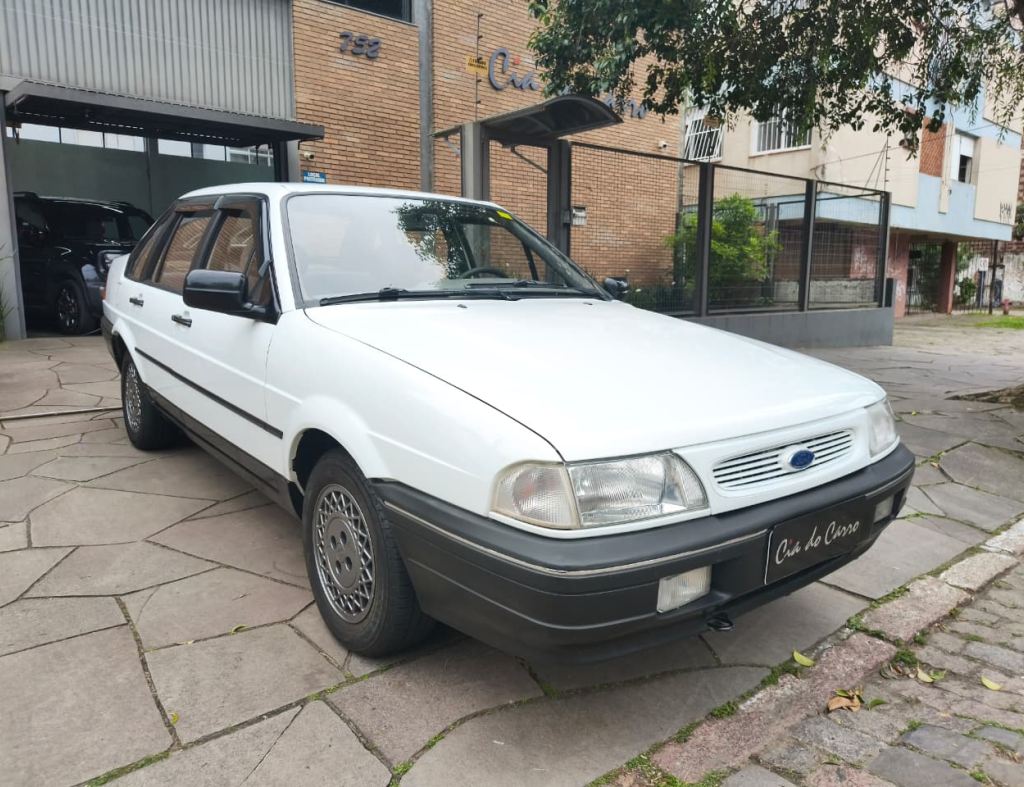 VERSAILLES GL 1995, COM APENAS 90.000 KM, EM EXCELENTE ESTADO